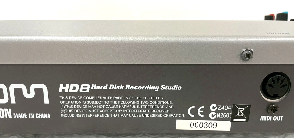 ZOOM HD8 Tested Working Digital Multitrack Recorder MTR HDD CD RW