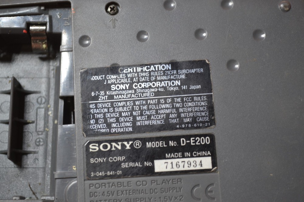 Sony Discman ESP2 D-E200 CD player Digital Mgea Bass Untested