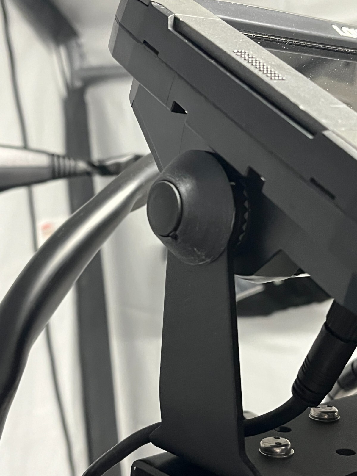 Garmin, Theft Deterrent Gimbal Knob Replacement Kit Limited Lifetime Warranty