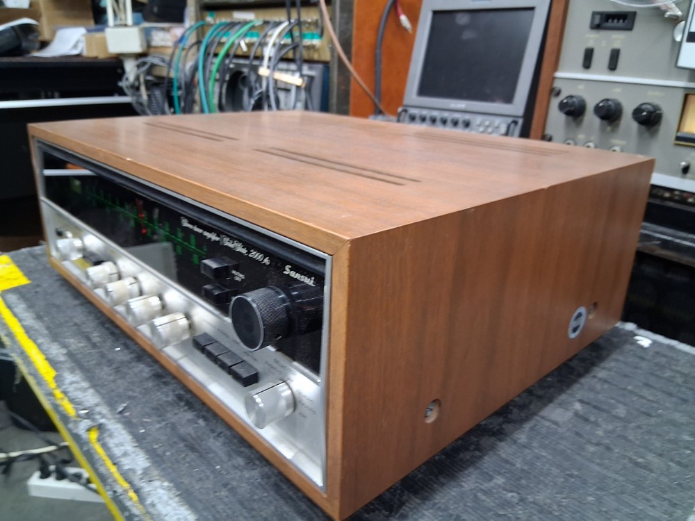 Sansui 2000A
