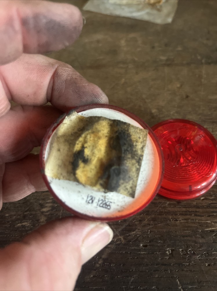 2 NOS Truck-Lite Light Assemblies Model 30 Red Lens