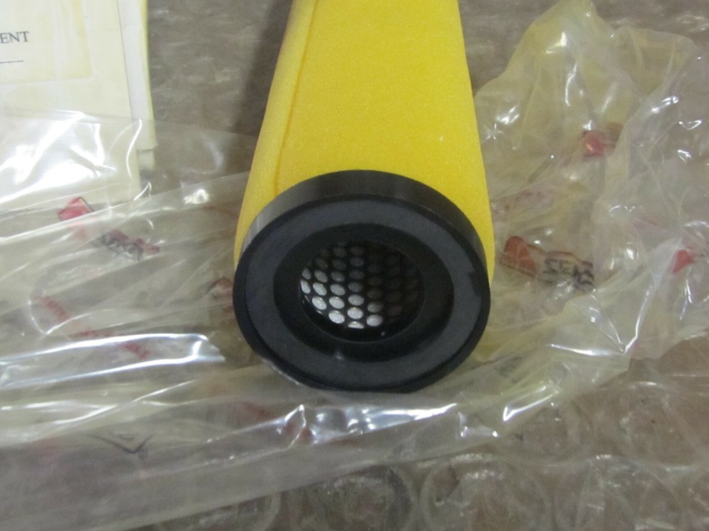 Zeks Compressed Air Solutions Model: FF0140 Filter Element. New Old Stock