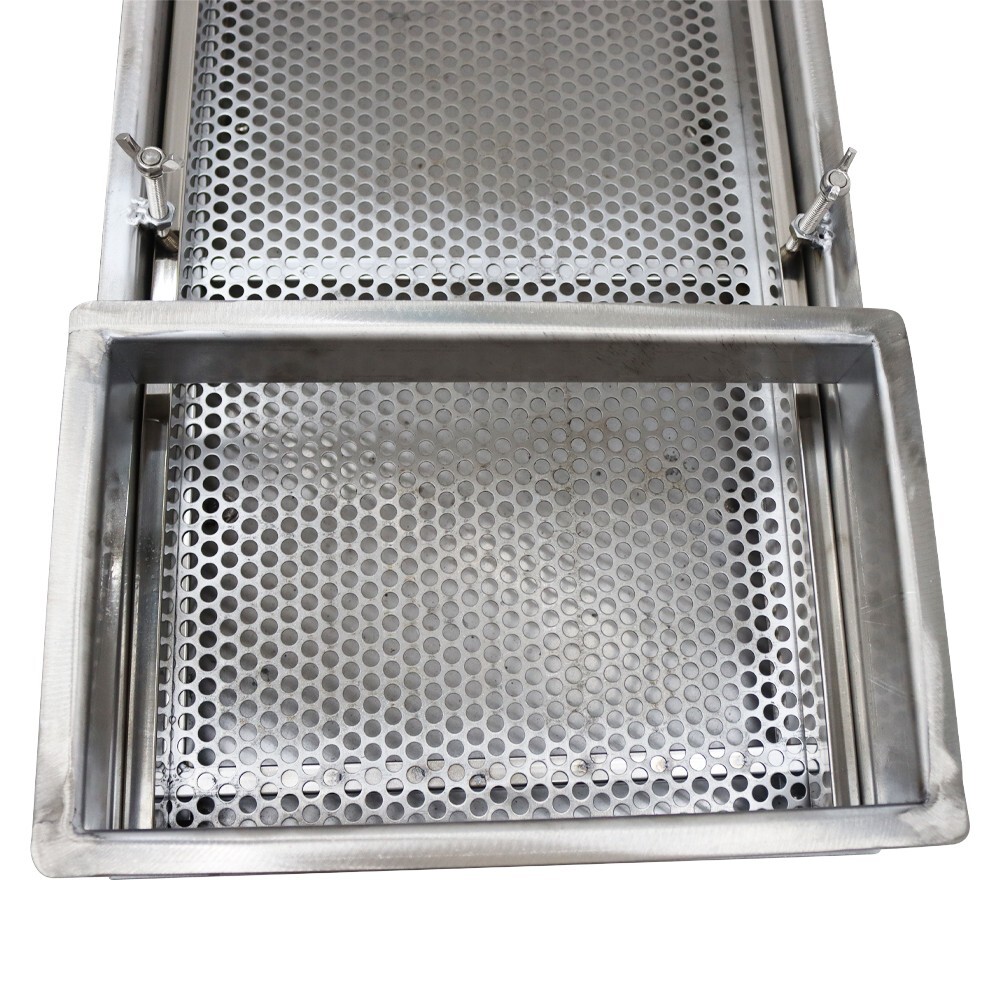 Single Layer Stainless Steel Electric Linear Vibrating Screen Sifter 8mm Screen
