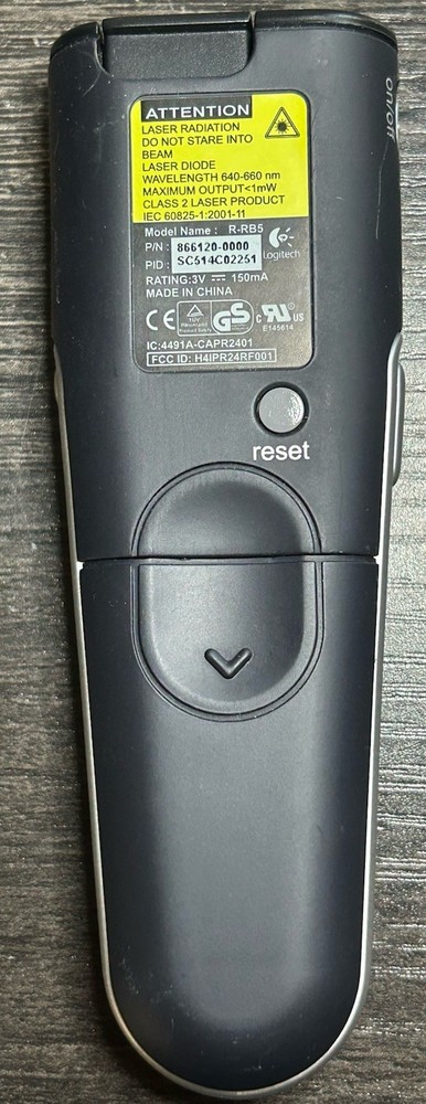 *OPEN BOX* Logitech 2.4 GHz Cordless Presenter With LCD Timer - Damaged Package