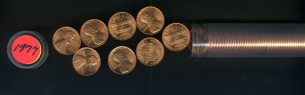1977- P LINCOLN CENT BU RED ROLL