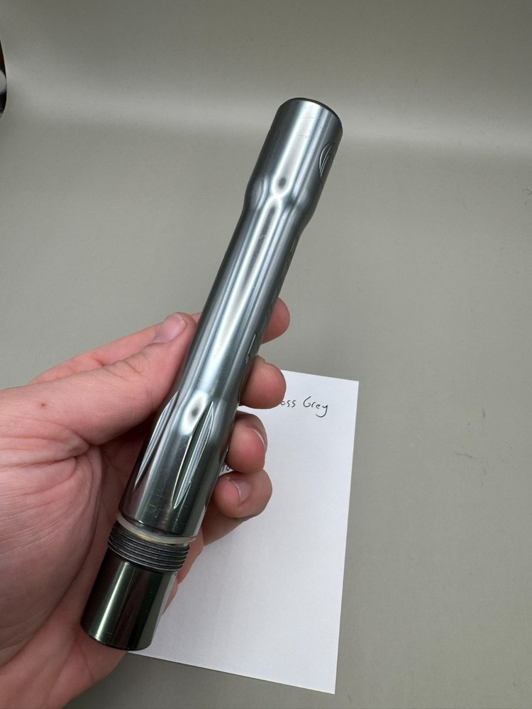 Dye UL Back-Gloss Grey 688 Bore AC Thread