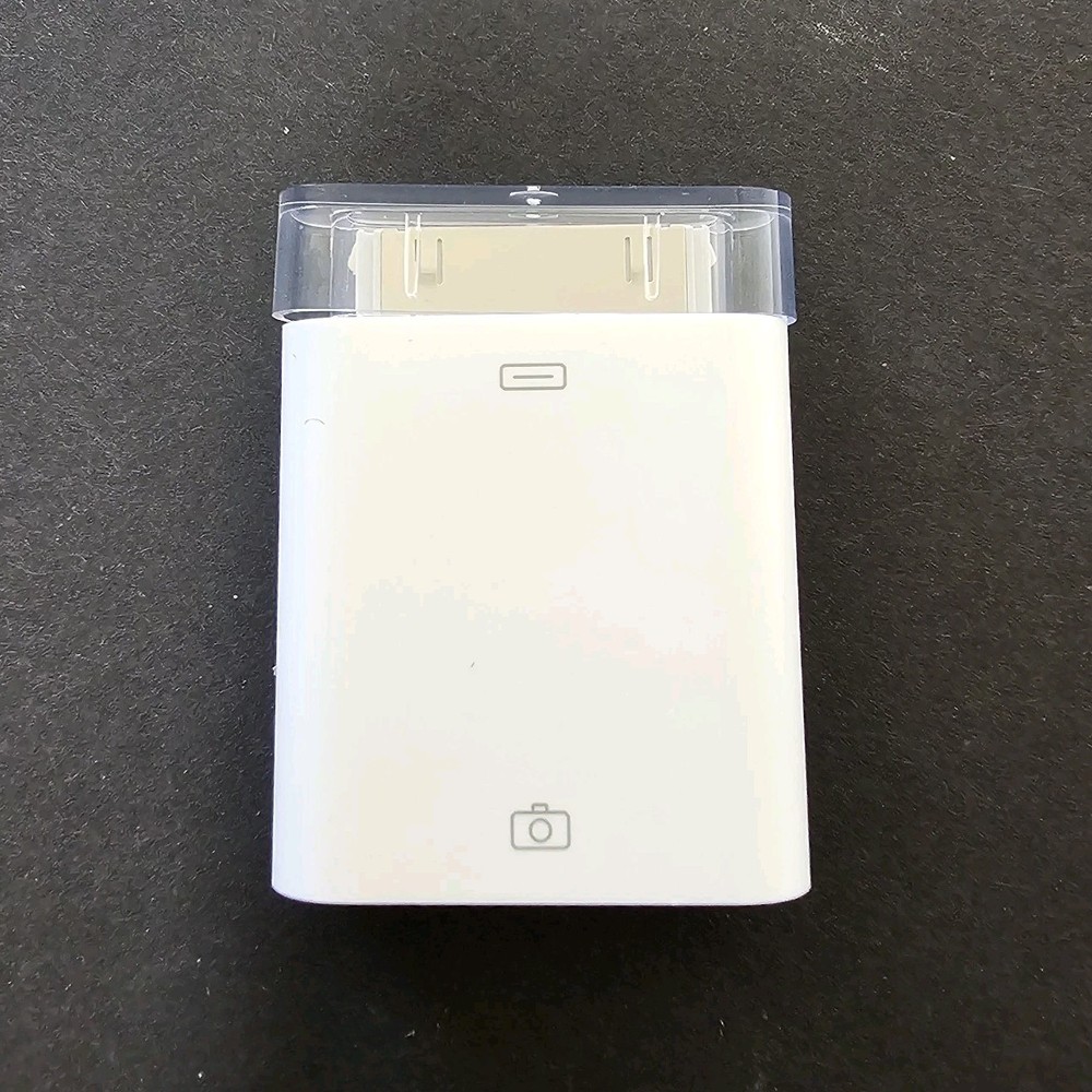 Authentic Apple Ipad Camera Connection Kit MC531ZM/A Models A1362 & A1358 Open