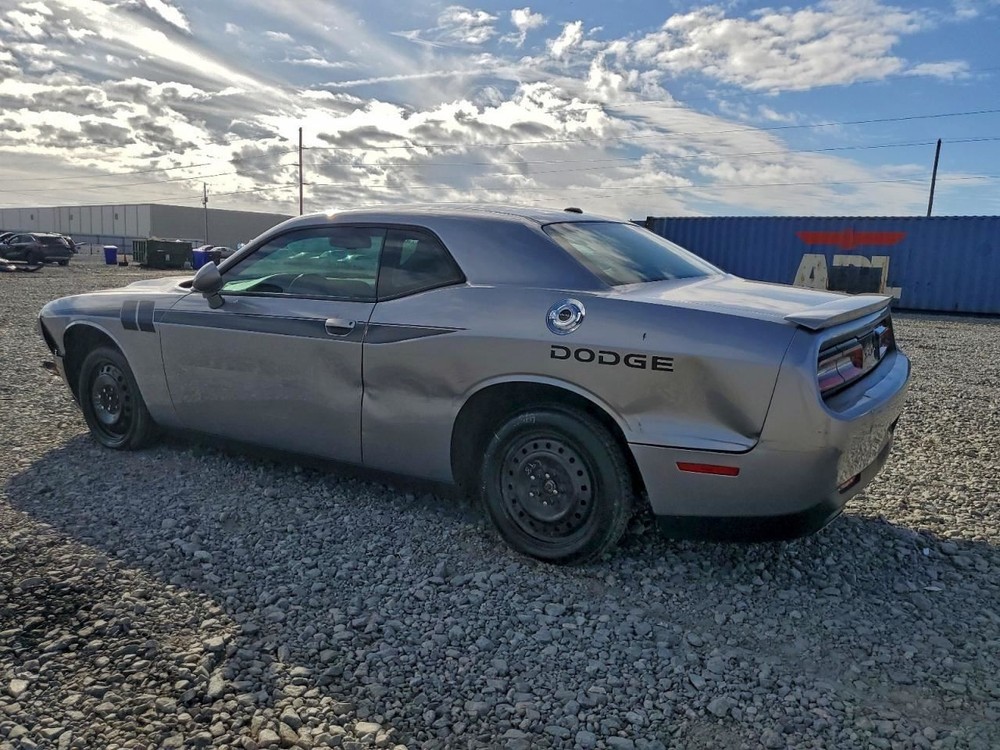 CHALLENGE 2016 Glove Box 4955480