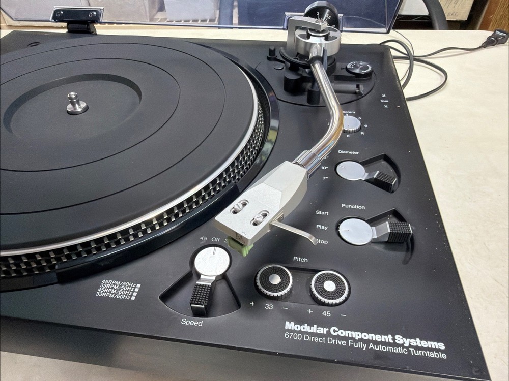 MCS 6700 (Technics) DIRECT DRIVE TURNTABLE Clean Working Unit