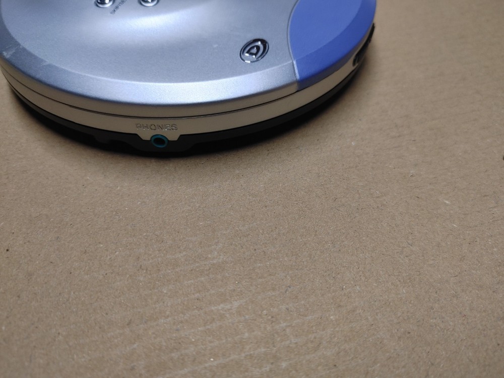 Durabrand CD 565 Portable CD Player Programmable Tested Works!