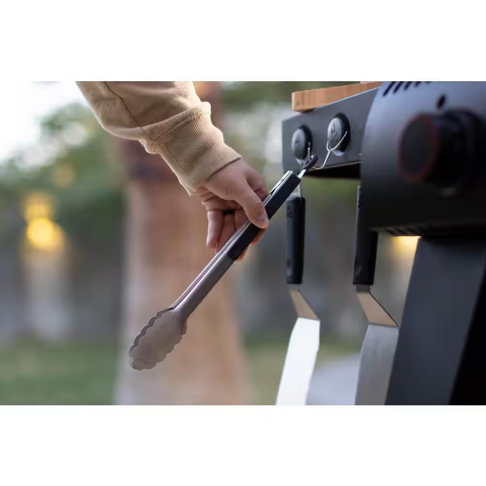 Griddle Essentials Kit (7-Piece Accessory Kit)