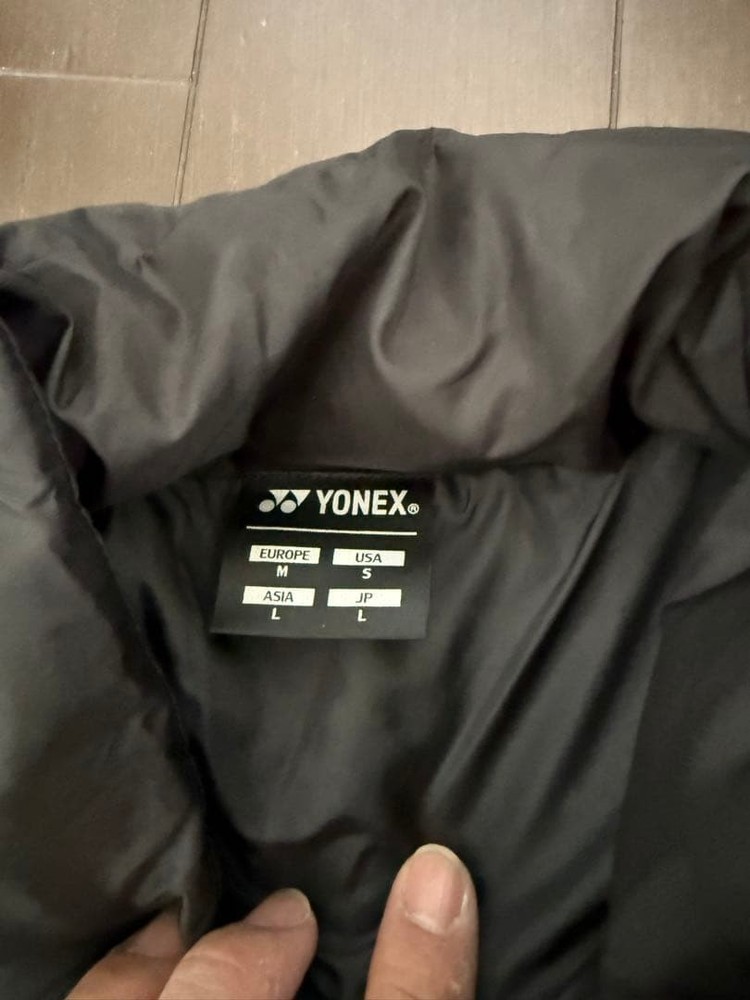 YONEX Down Jacket L Size White/Black