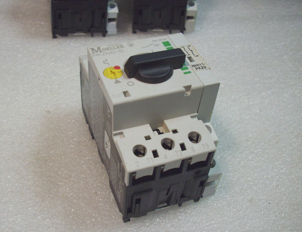 Moeller PKZM0-10 Manual Motor Controller Ser-No 02