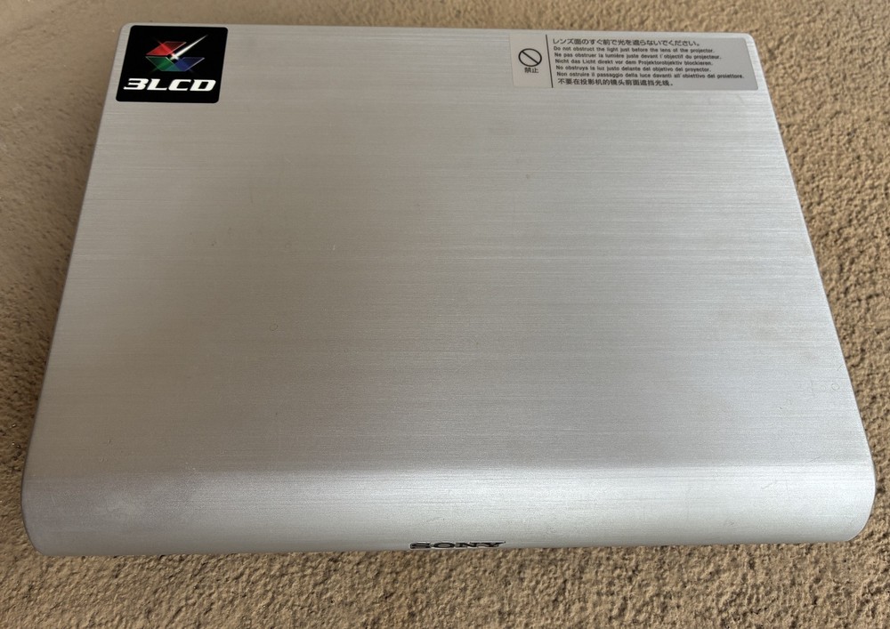 Sony VPL-CX20A 3LCD Data Projector with Case and Accessories