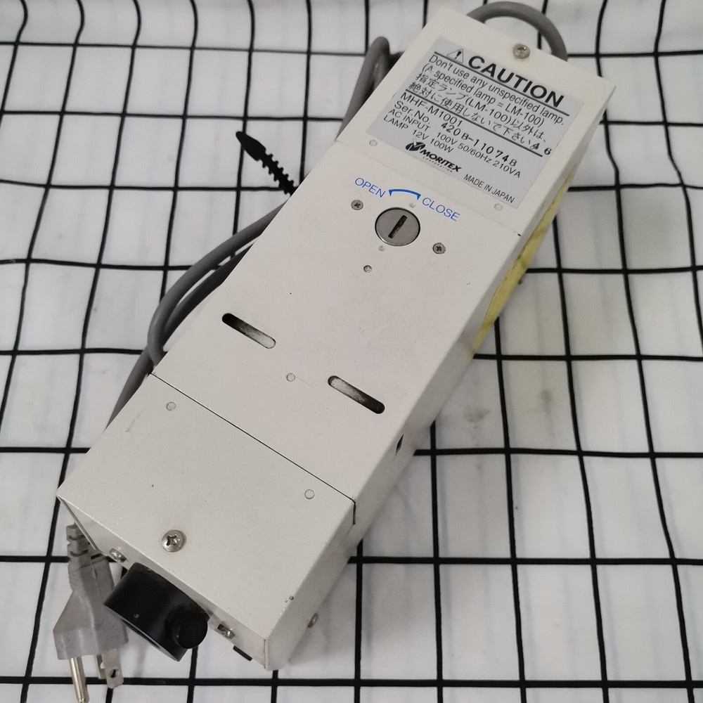 Moritex MHAA-100W / MHF-M1001 Halogen Light Source