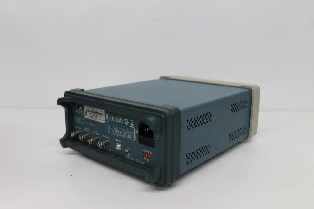 Tektronix AFG1022 Arbitrary Function Generator Dual Channel 25 MHz