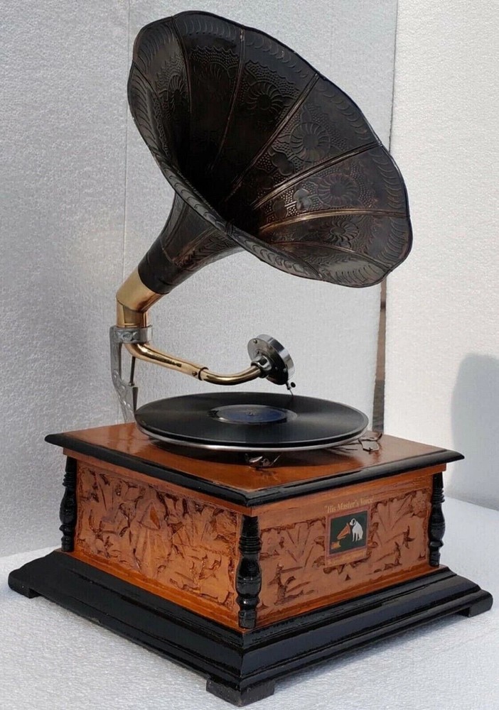 Collectible Gramophone Fully Working Phonograph win-up record player Phonograph