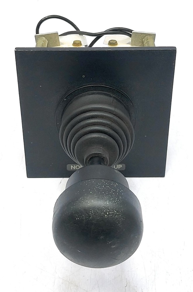4930 Non-follow-up Joystick Controller