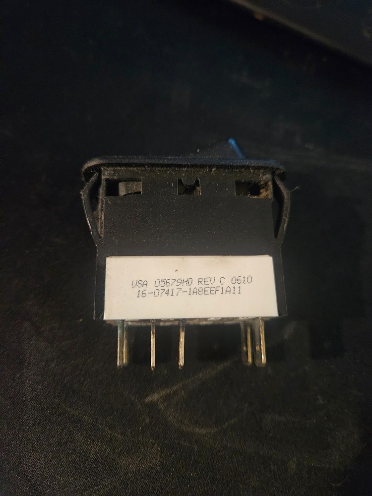 PETERBILT SWITCH, DASH, 16-07417-1A8EEF1A11 BACK HOOK UP LIGHT SWITCH