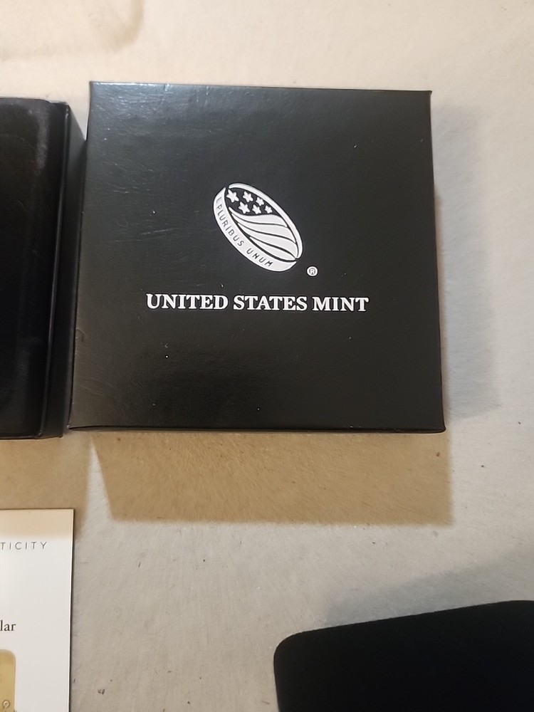 2018 WORLD WAR I CENTENNIAL SILVER DOLLAR W/ OGP & COA