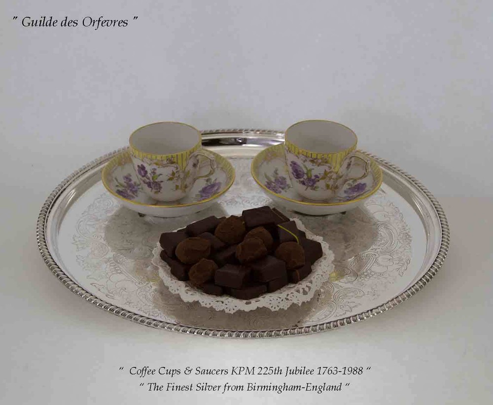 Silver Salver Round, Applied Gadroon Border