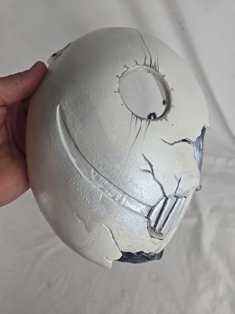 Smile version 2: Resin cast mask Used