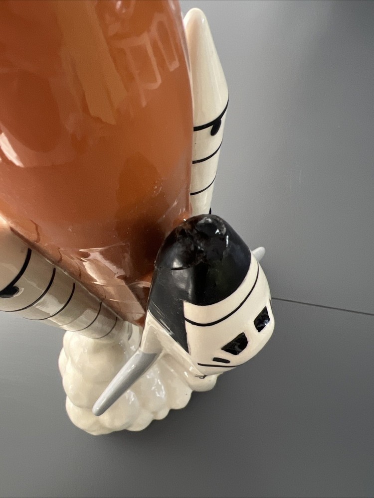 NASA Space Shuttle Orbiter Discovery Full Stack Desk Display RARE Ceramic