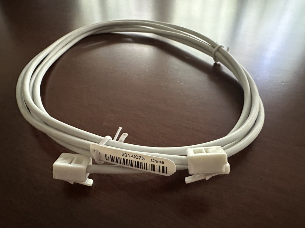 Apple 591-0075 White Phone/Modem Cable - Never Used