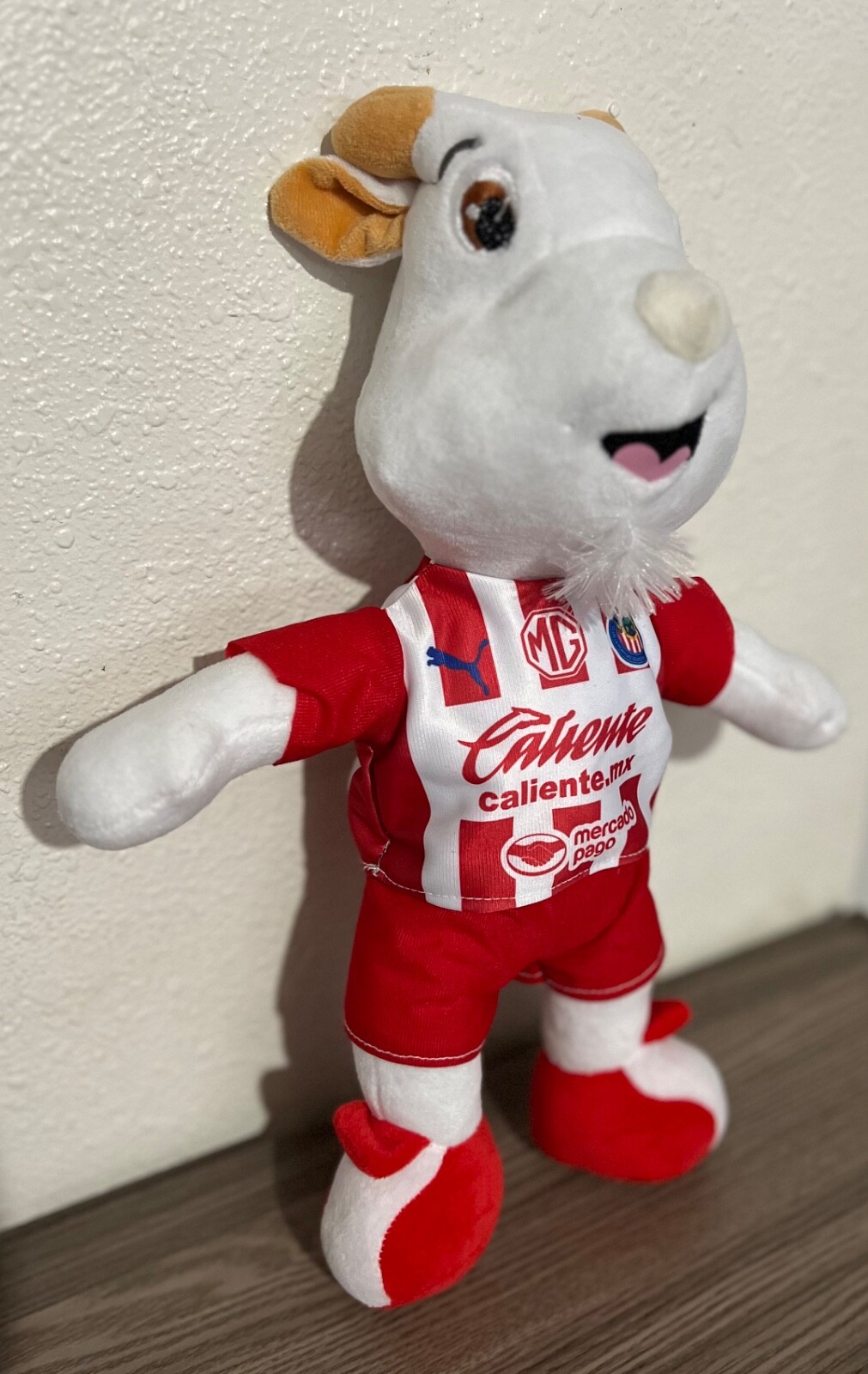 STUFFED ANIMAL CHIVAS RAYADAS DEL GUADALAJARA LIGA MX MASCOTA