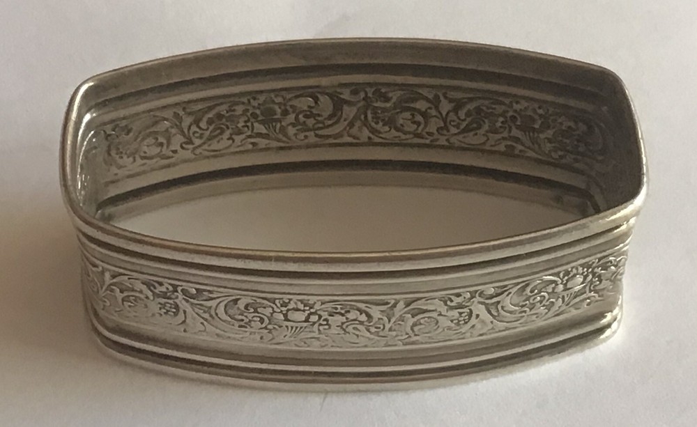 Elegant Cornucopia sterling silver Napkin Ring Serviette Holder