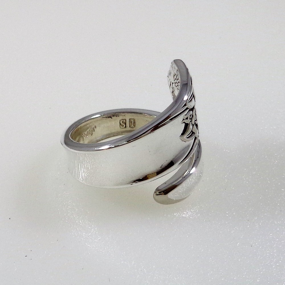 April Shiny Wrap Style Spoon Ring 1950 Bridal Gift Silverware Flatware