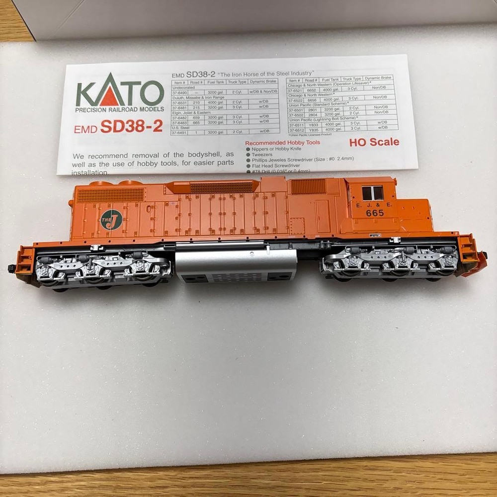 KATO EMD SD38-2 Elgin,jolit&eastern #665