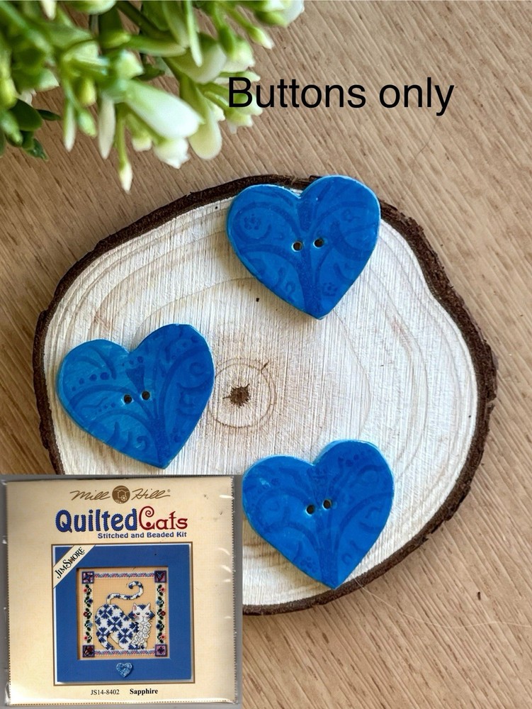 Mill Hill ceramic button JS Sapphire