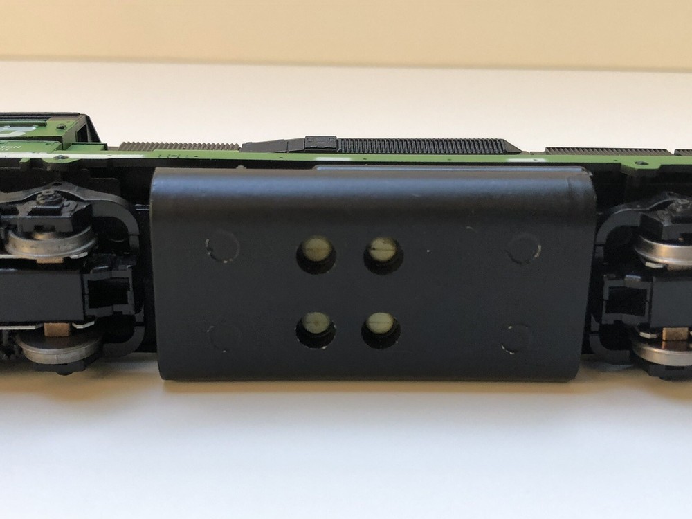 Burlington Northern Model Train Engine 7151 Electric