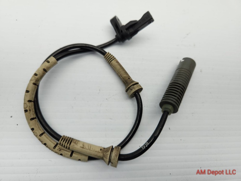 2009 BMW 135i 128i E82 E88 RWD Front ABS Sensor / Pulse Generator