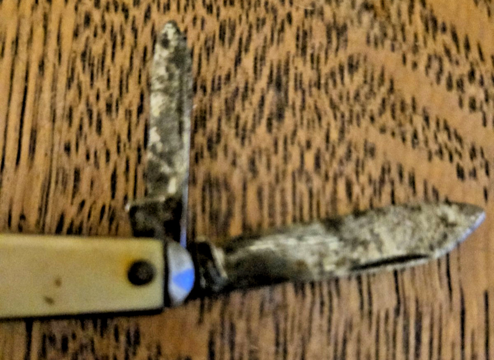 Keychain 2-Blade Colonial Prov. RI Folding Knife
