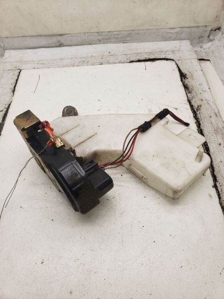 2003 LIBERTY Door Lock Actuator OEM