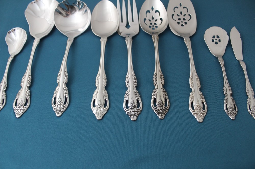 Oneida Community BRAHMS Serving (9pc Set) Tablespoon Fork Casserole Stainless