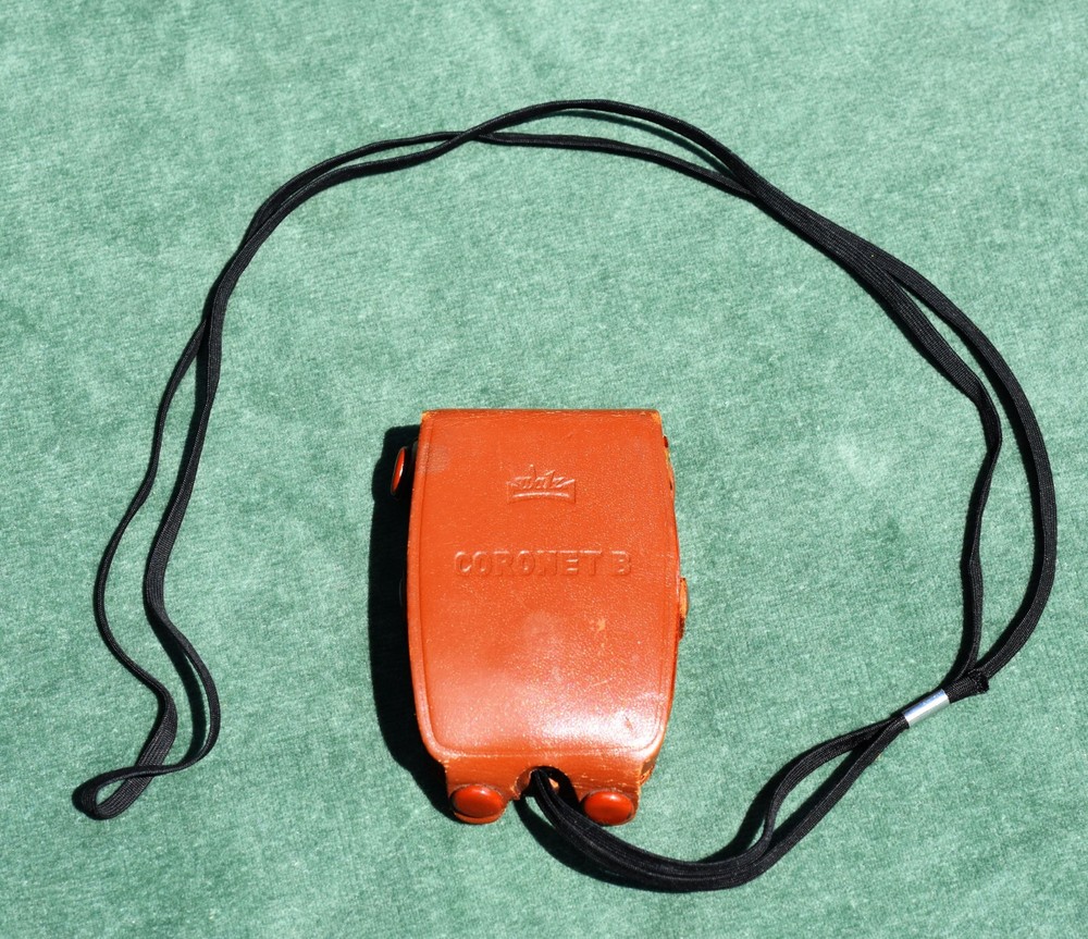 Walz Coronet B Light Meter with Leather Case and Lanyard