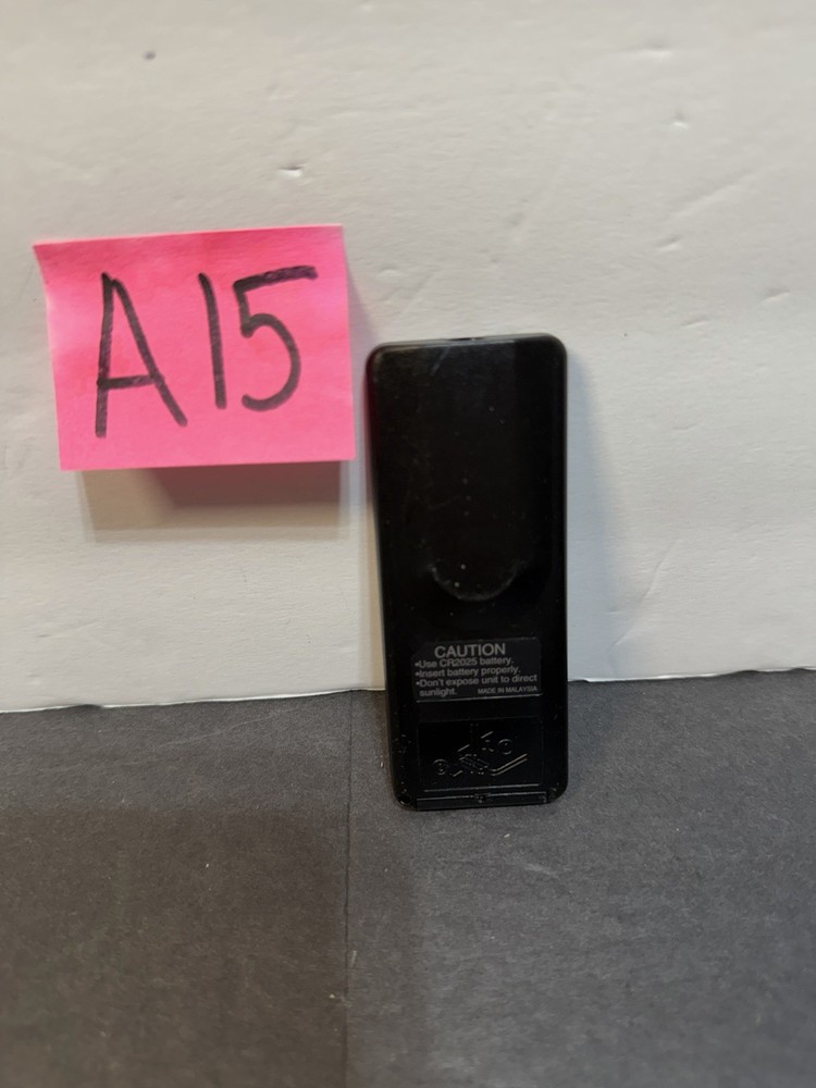 JVC Stereo Audio Remote Control / RM-RK33 / UNTESTED FOR PARTS