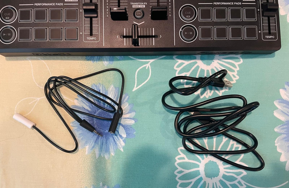 Pioneer DDJ-200 Smart DJ Controller + EVA Carry Case — Complete Bundle w/ Cables