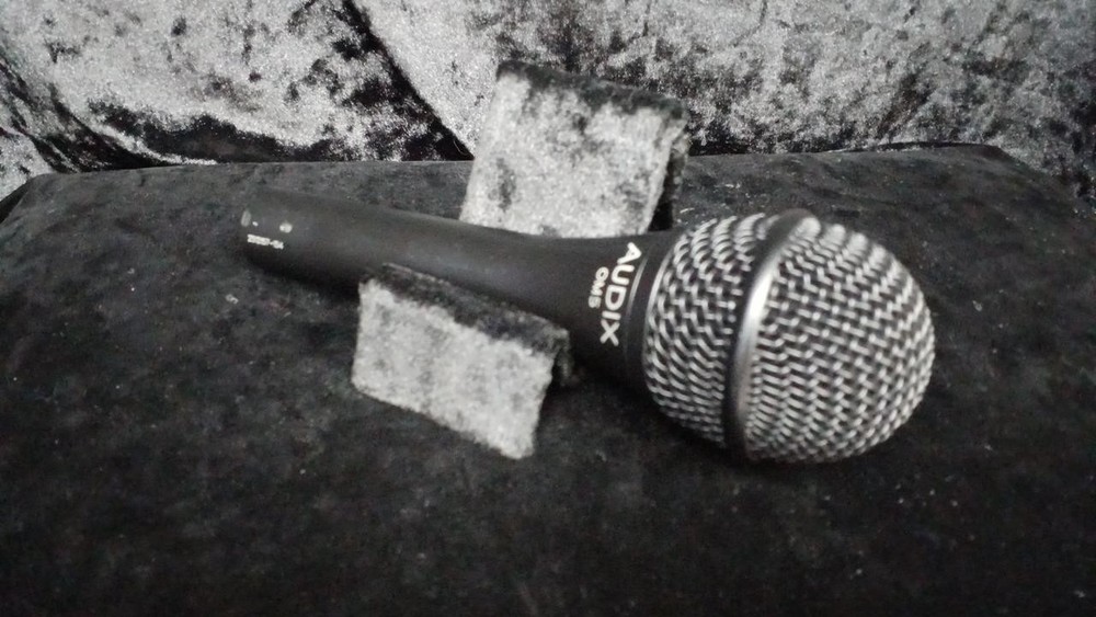 AUDIX OM5 Dynamic microphone From Japan