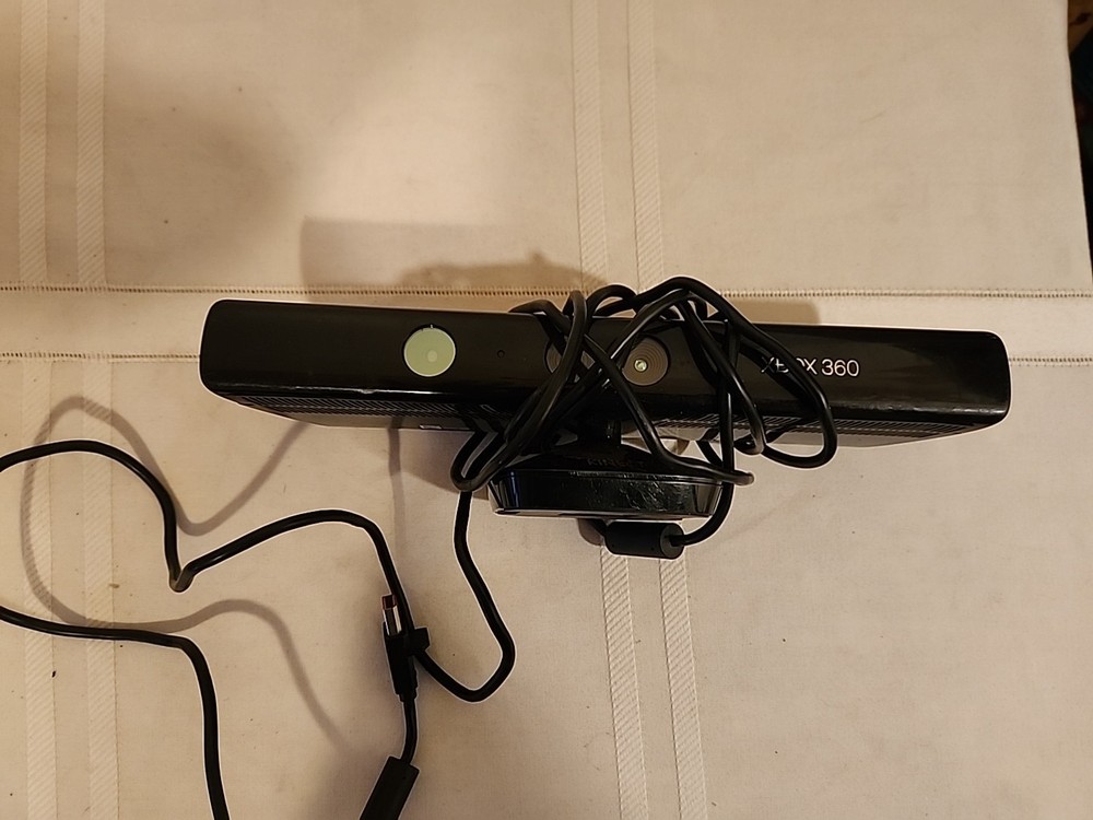 Microsoft Xbox 360 Kinect Connect Black Sensor Bar Model # 1414