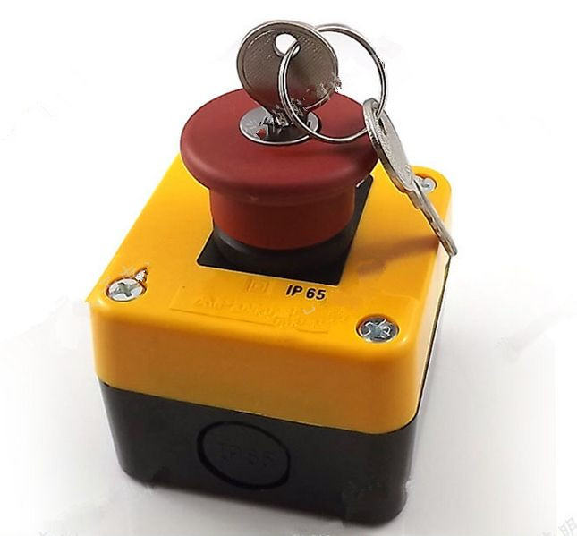 Red Sign Emergency Stop Push Button Switch & Key / 660V [M3]