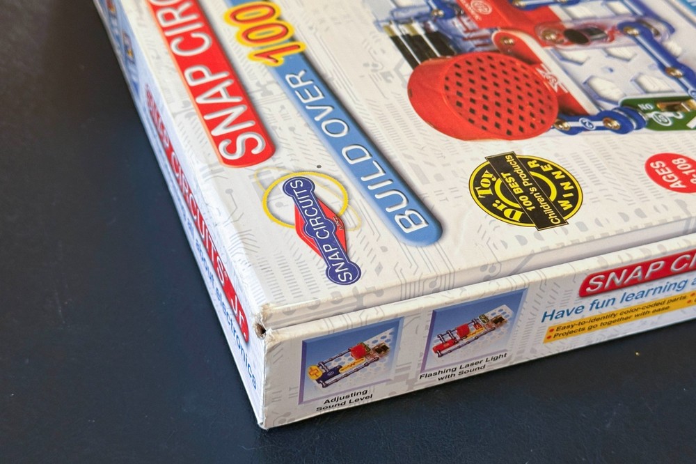 Snap Circuits Jr. SC-100 Electronics Exploration Kit COMPLETE