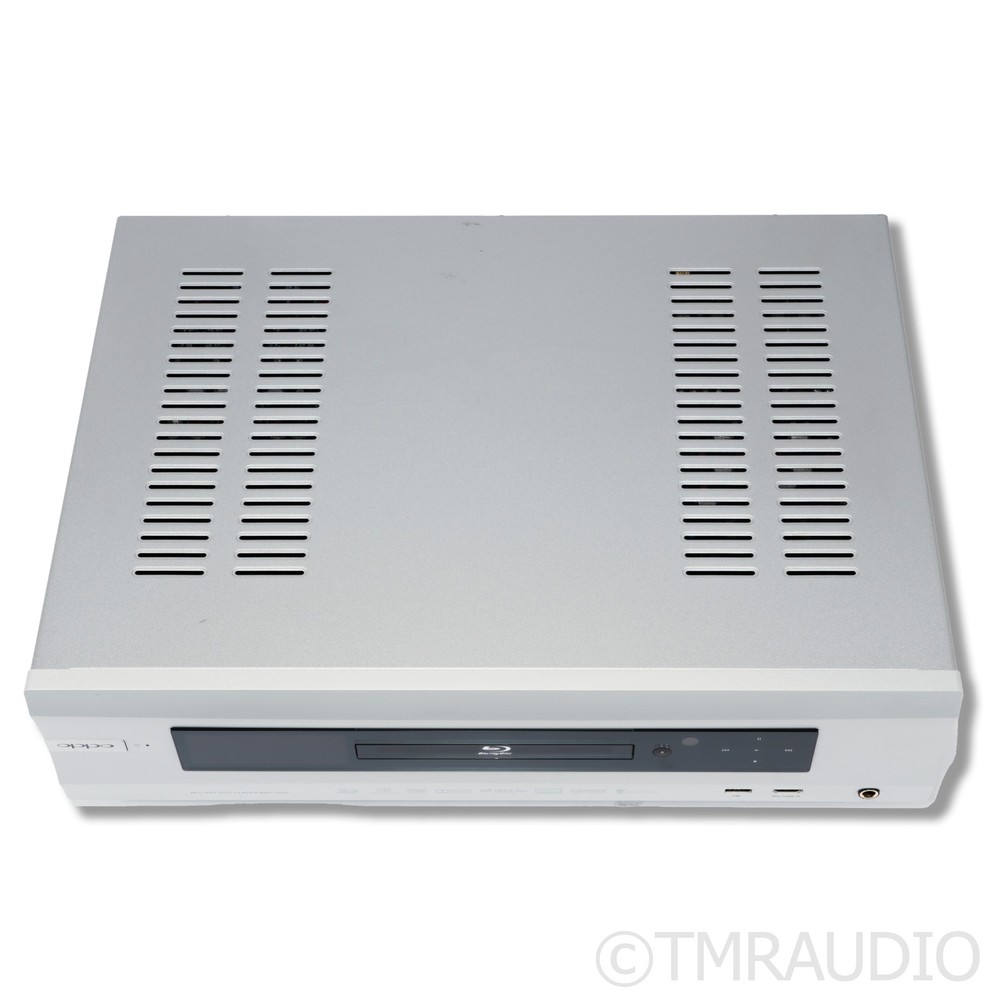 Oppo BDP-105D Universal Blu-ray Player; CD / SACD