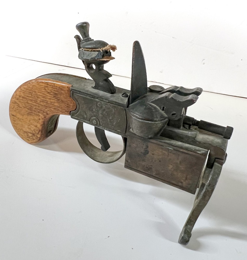 Dunhill Flintlock Pistol Table Lighter