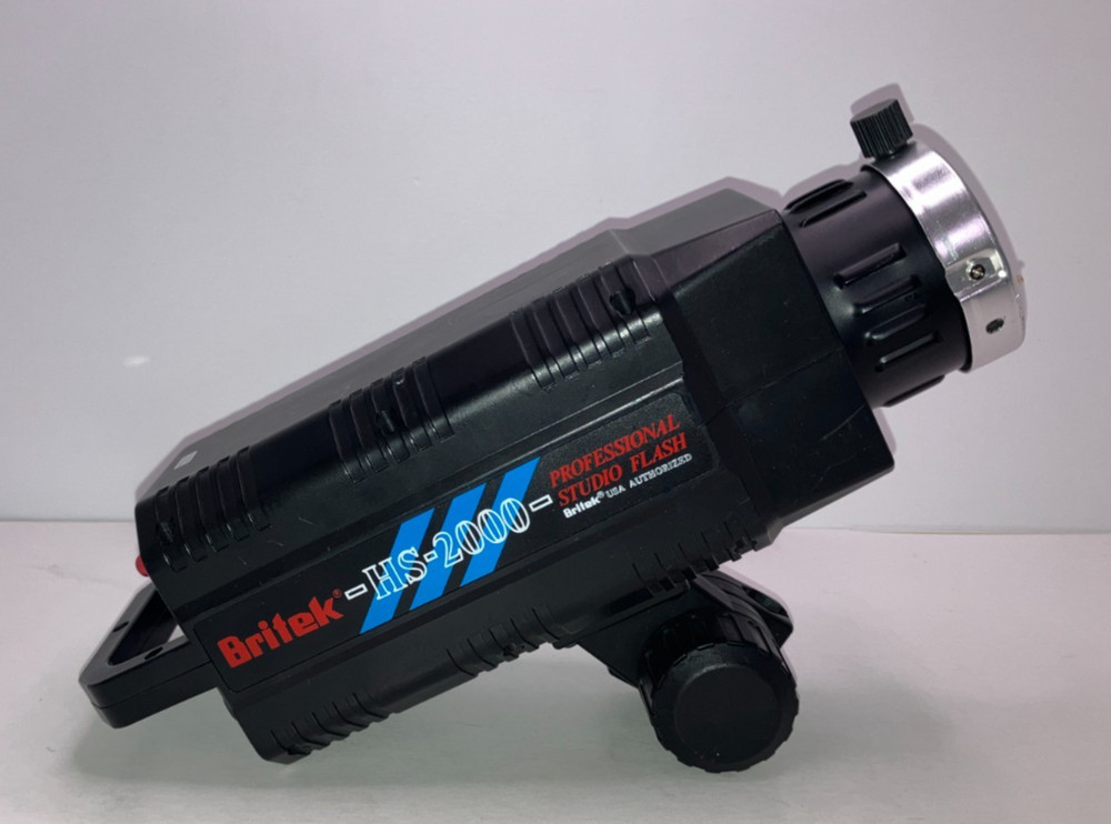 Britek HS-2000 Professional Studio Flash Equipment