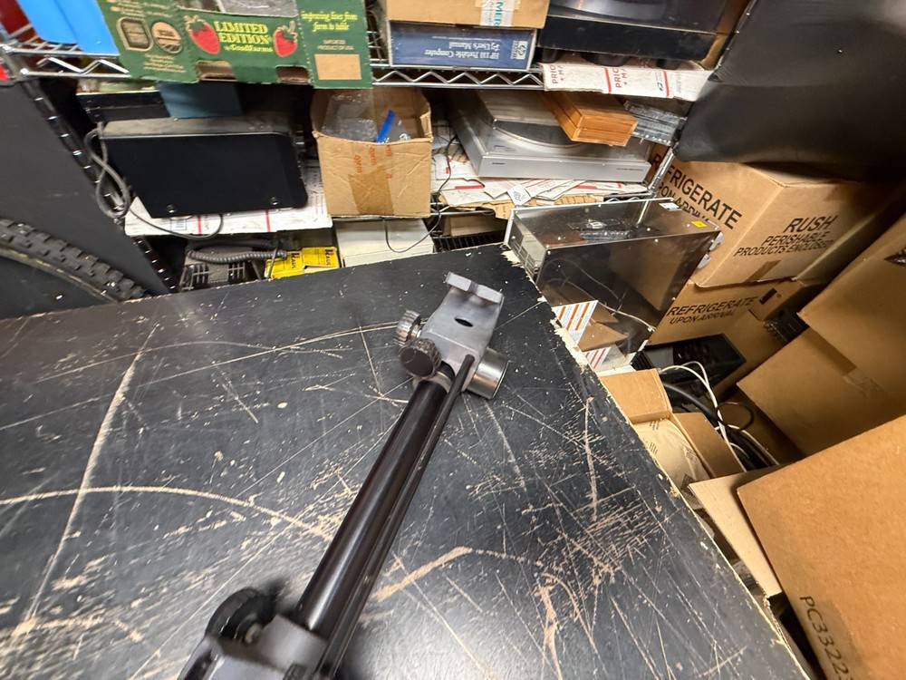 Quick Set 5-95818-6B Tripod