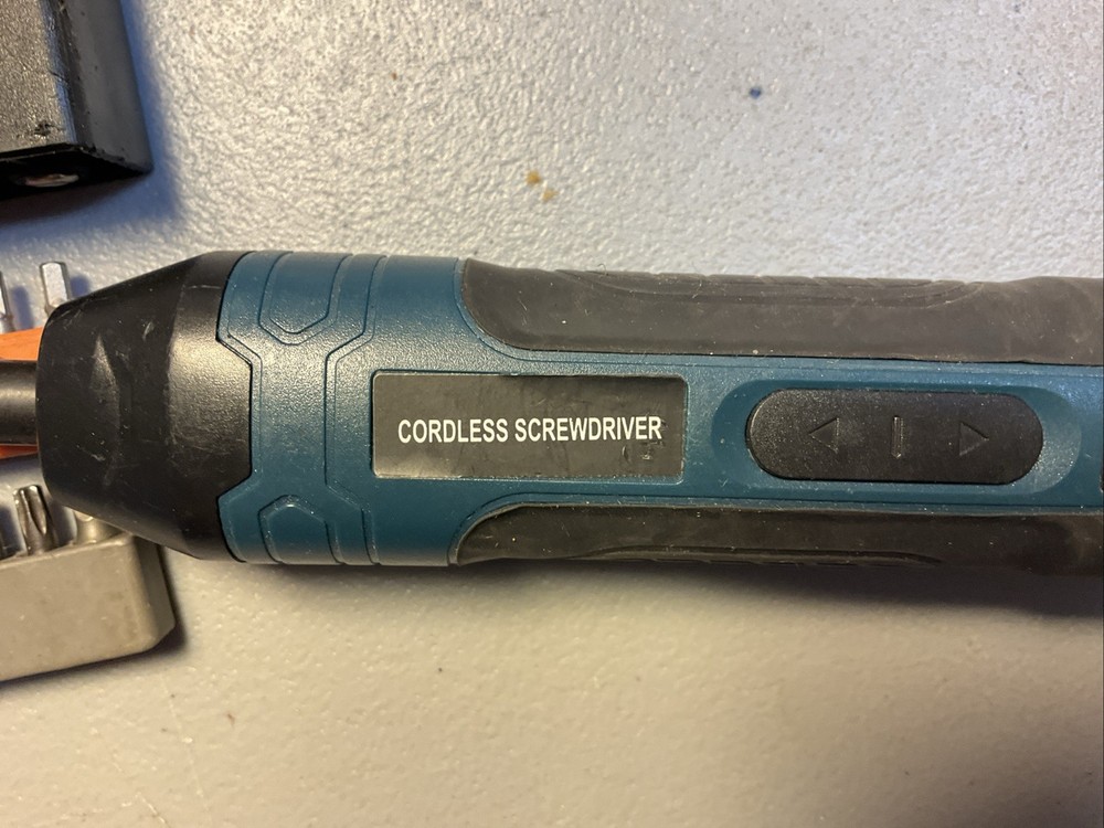 Lithium Pro 4V Screwdriver-Rechargeable W/27 Bits Including Nut Driver Bits